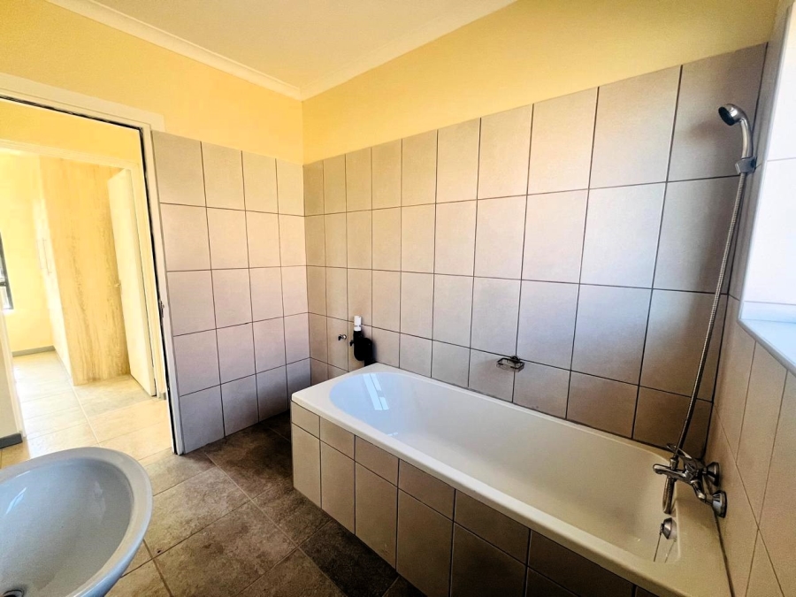 3 Bedroom Property for Sale in Heidedal Free State